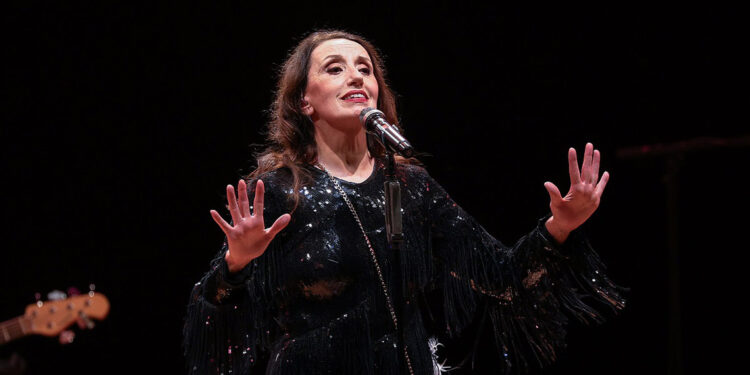 Luz Casal, İstanbul’da sahne aldı