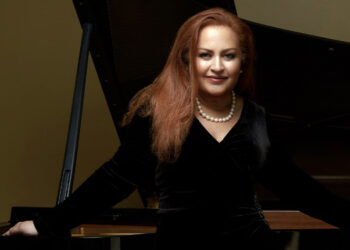Mehveş Emeç’ten kadınlar için anlamlı konser