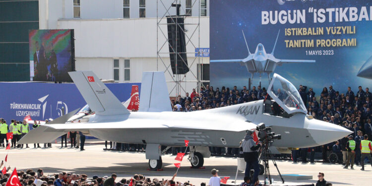 Milli muharip uçak Kaan, ilk uçuşunu yapacak