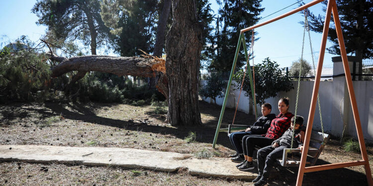 Otizmli çocukların eğitim yuvası fırtınada zarar gördü
