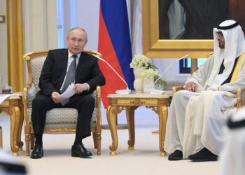 Putin, BAE Devlet Başkanı Nehyan ile görüştü