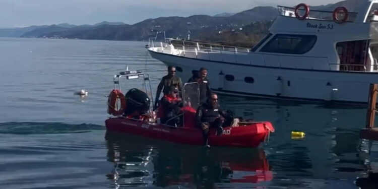 Rize'de dalgalara kapılan kadın 8 gündü aranıyor