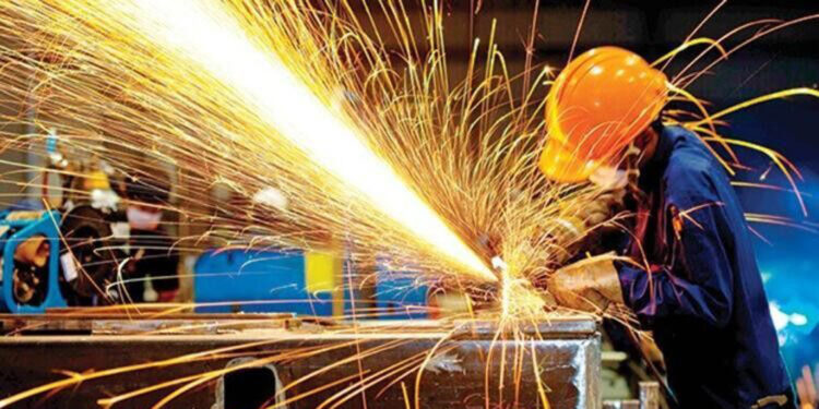 TÜİK: Sanayi üretimi yıllık yüzde 1,1 arttı