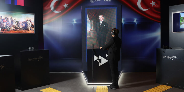 'Tablolar Konuşuyor Dijital Sergisi’ne yoğun ilgi