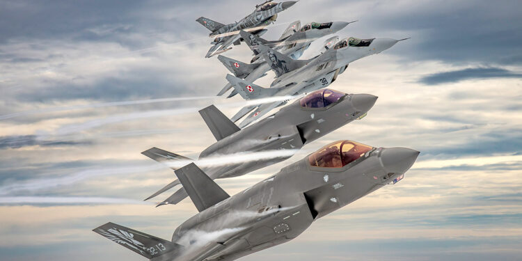 Türk fotoğrafçı Cem Doğut, NATO yarışmasını kazandı