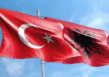 Türkiye ve arnavutluk ilişkileri bir asrı geride bıraktı
