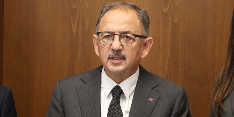 Türkiye'de hala hareketli olan 485 tane fay hattı var