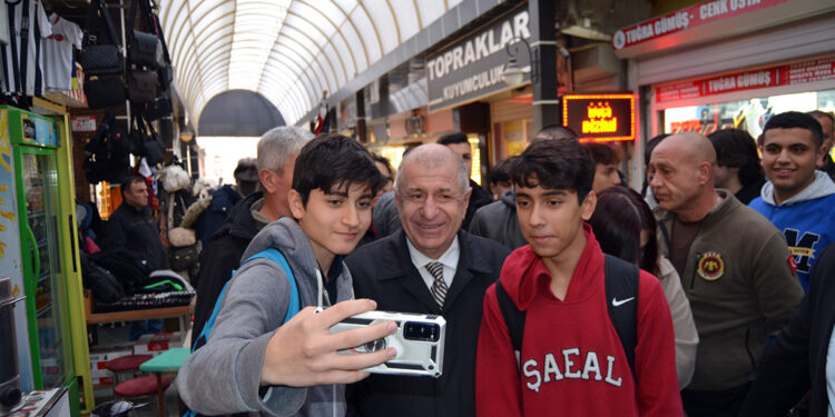 Ümit Özdağ: Akşener'den geri dönüş olmadı