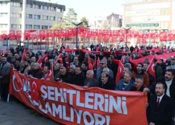 Van'da 'Teröre Lanet' yürüyüşü