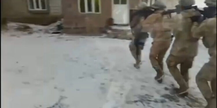 Van'da kaçakçılık operasyonları: 55 gözaltı