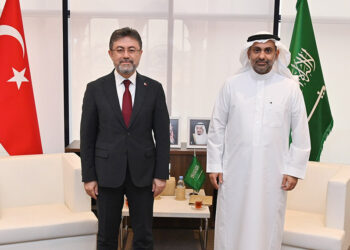 Yumaklı Suudi Arabistan’da resmi temaslarda bulundu