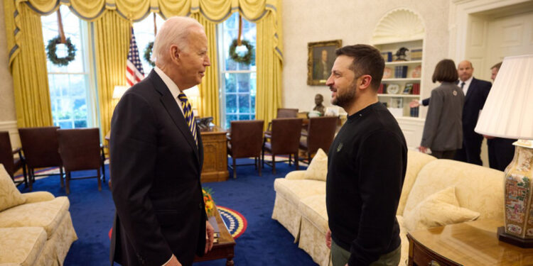 Zelenski, Biden ve Harris ile bir araya geldi