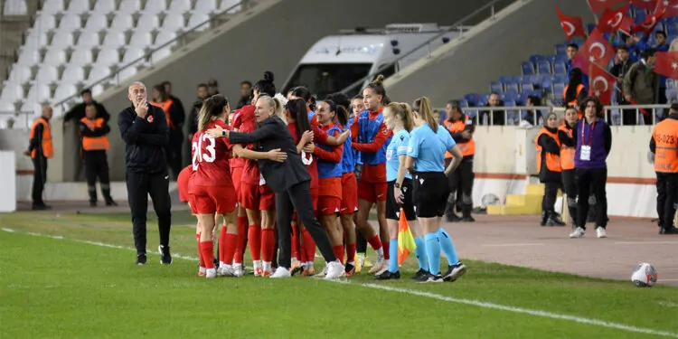 A milli kadın futbol takımı, uluslar c ligi'ni 6'da 6 bitirdi