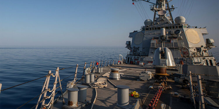 Konteyner şirketleri, Kızıldeniz seferlerini askıya alıyor