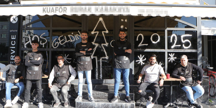 Adana'da 'Bir sene ileri' geleneği sürüyor