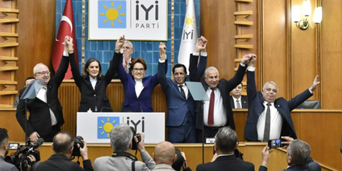 İYİ Parti Genel Başkanı Meral Akşener, "Terör sempatizanlarının aday olmasına izin verip, seçildikten sonra da kayyım atama kurnazlığından vazgeçin. Madem terörle mücadele etmek istiyorsunuz, o zaman terörle iltisaklı olan kişilerin aday olmasına göz yummayın" dedi.