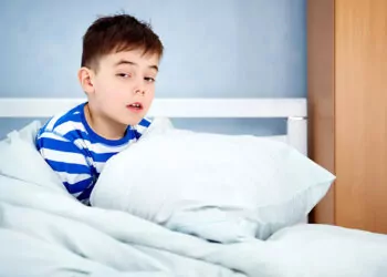 Çocuğunuz sürekli olarak gece uyanıyorsa dikkat!