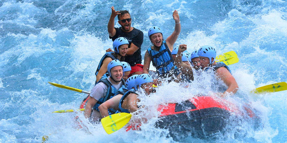 Rafting yapan turist sayısı 1 milyonu geçti