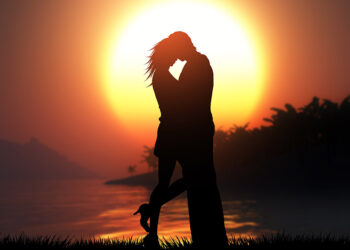 Nice şiirler içindesin