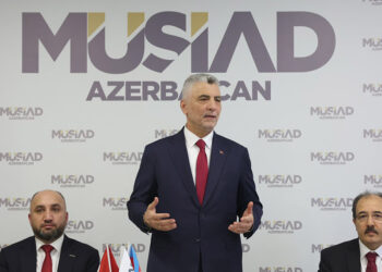 Ömer Bolat Azerbaycan'da resmi temaslarda bulundu