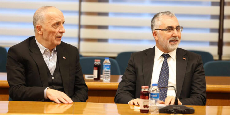 Vedat Işıkhan TÜRK-İŞ Başkanını ziyaret etti