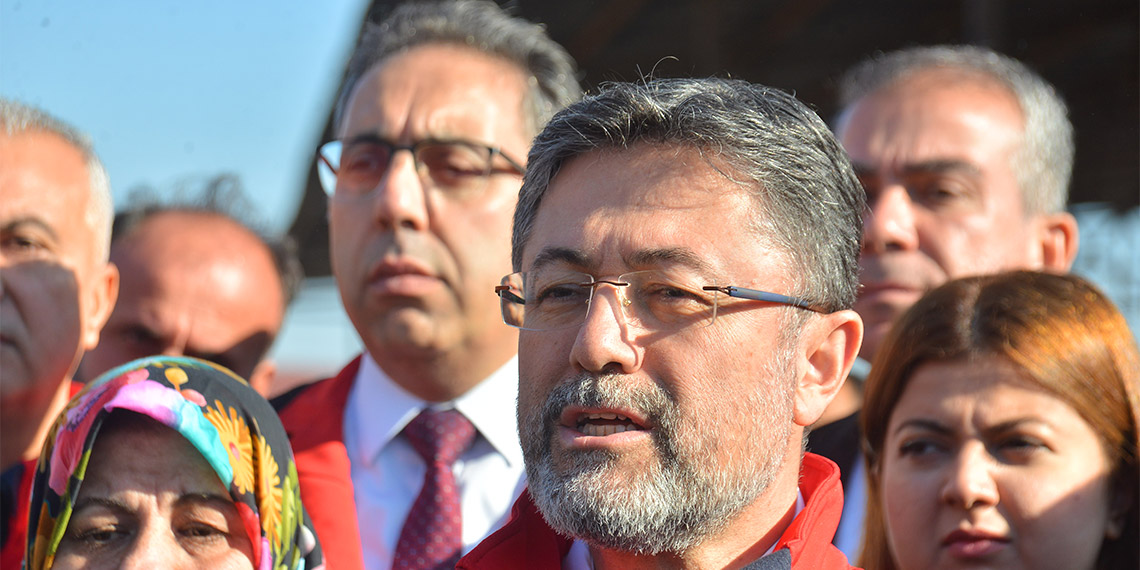 Bakan Yumaklı, bin 973 büyükbaş hayvanın dağıtıldığı törene katıldı