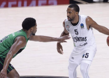Beşiktaş Emlakjet'e seyircisiz oynama cesası