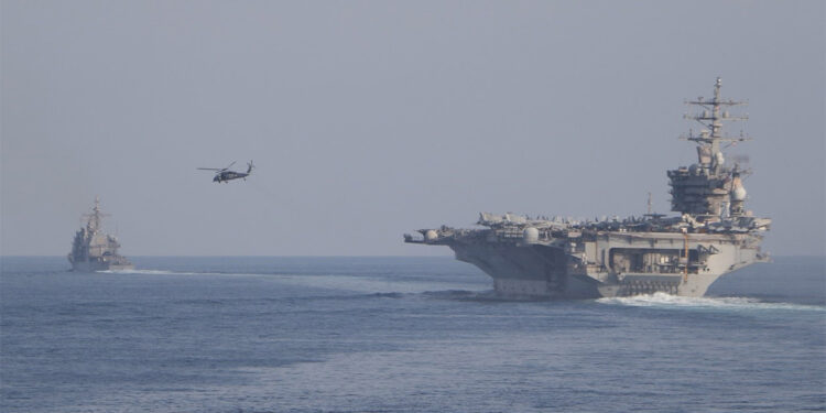 3 ticari gemiye Yemenli Husiler saldırdı