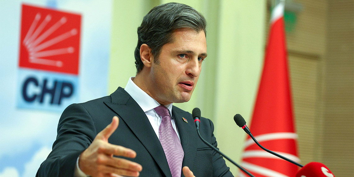 CHP'de 4'ü Büyükşehir olmak üzere, 227 seçim çevresinde parti meclisinde alınan kararla belediye başkan adayları belirlendi. İstanbul'da Ekrem İmamoğlu, Ankara'da Mansur Yavaş yeniden aday oldu.