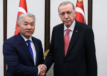 Erdoğan Moğolistan Millî Güvenlik Konseyi Sekreterini kabul etti