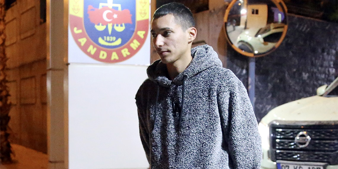 Antalya'nın Alanya ilçesinde, dağda mahsur kalan Toprak Razgatlıoğlu kurtarıldı. Arama-kurtarma çalışmaları için bölgeye jandarma ve AFAD ekipleri yönlendirildi.