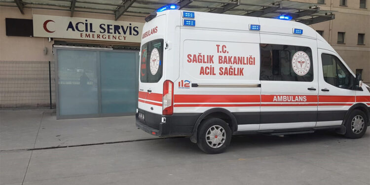 6 kişi doğal gaz sızıntısından etkilenip hastaneye kaldırıldı