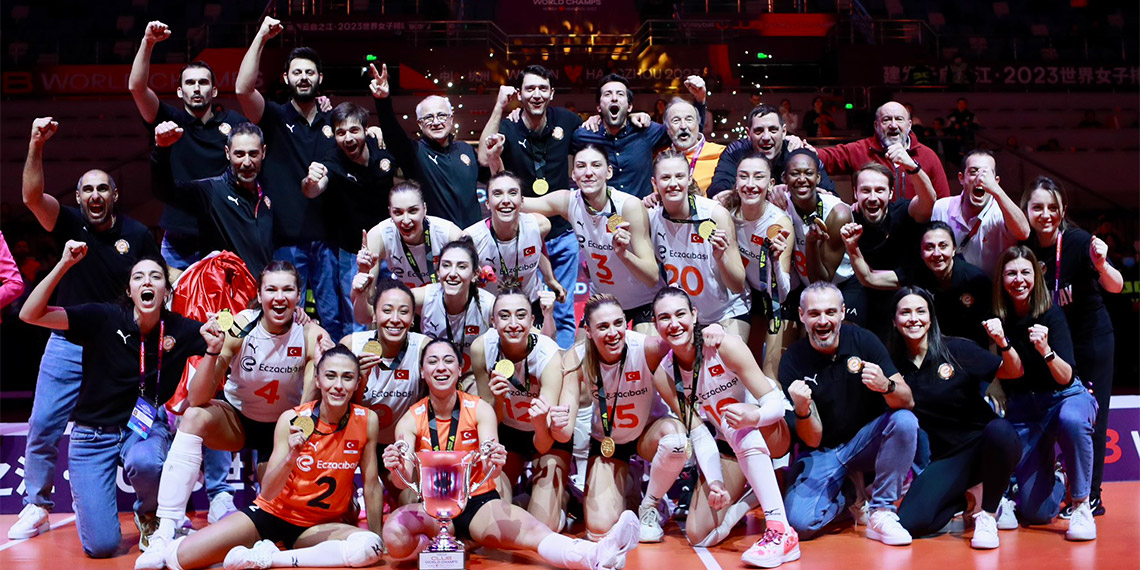 Eczacıbaşı Dynavit dünya şampiyonu oldu