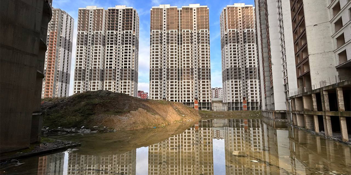 Esenyurt'ta site mağdurları eylem yaptı