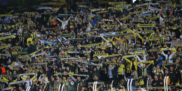 Fred ve Mert Hakan Yandaş'a 3'er maç ceza