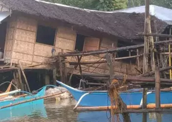 Filipinler'de meydana gelen depremde hasar büyük