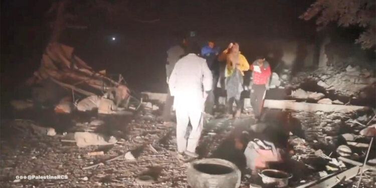 İsrail'in Gazze Şeridi'ne saldırısı sonrası görüntüler yayınlandı