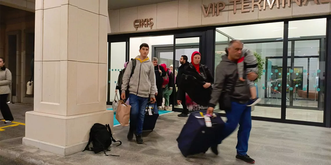 Gazze'den tahliye edilen türk vatandaşlar yurda döndü