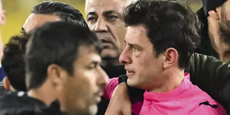 Halil Umut Meler, kendisine saldıran herkesten şikayetçi oldu