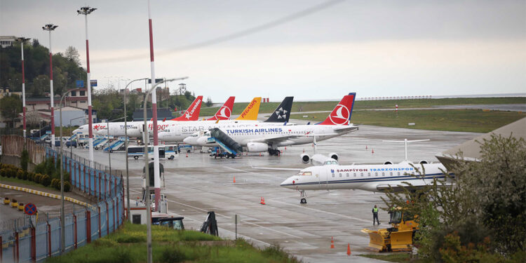 Trabzon Havalimanı pistindeki deformasyona uydudan takip önerisi