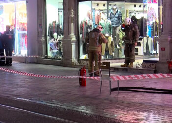 İstiklal Caddesi'nde doğal gaz kaçağı alarmı