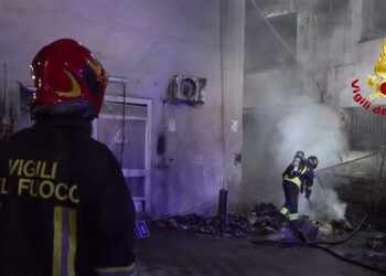 İtalya'da hastanede yangın; 4 ölü
