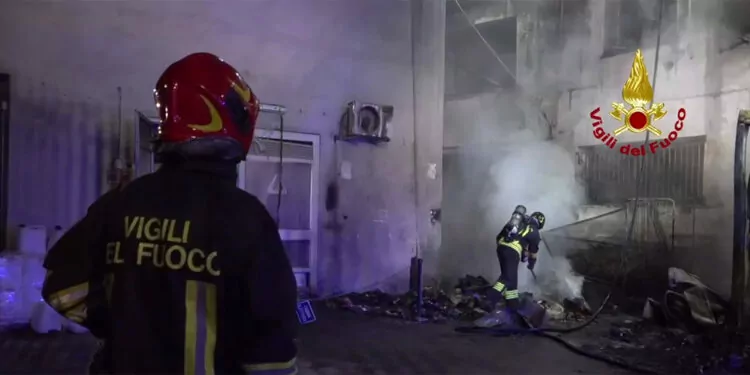 İtalya'da hastanede yangın; 4 ölü