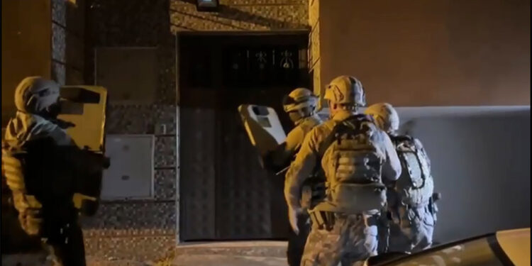 İstanbul'da terör operasyonu yapıldı; 22 gözaltı