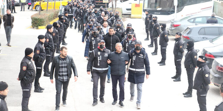 Kafes-18 operasyonunda gözaltına alınan 36 şüpheli adliyede