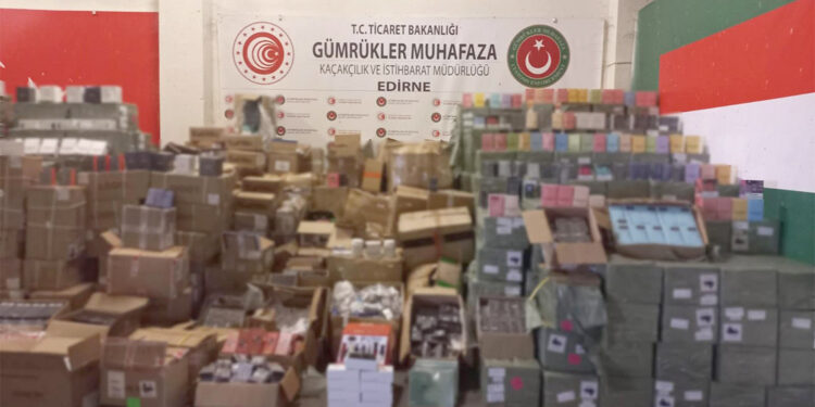 Kapıkule Gümrük Kapısı'nda 90 milyon TL değerinde kaçak eşya ele geçirildi