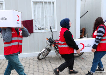 Depremzedelere yönelik kış yardım programı başlatıldı