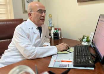 Kök hücre naklinden sonra iyileşmiş 6 HIV vakası var
