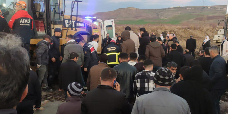 İstinat duvarının altında kalan 2 kuzenden 1'i öldü