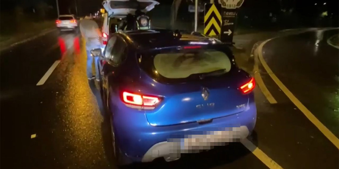 Maltepe'de ambulansa yol vermeyen sürücüye ceza